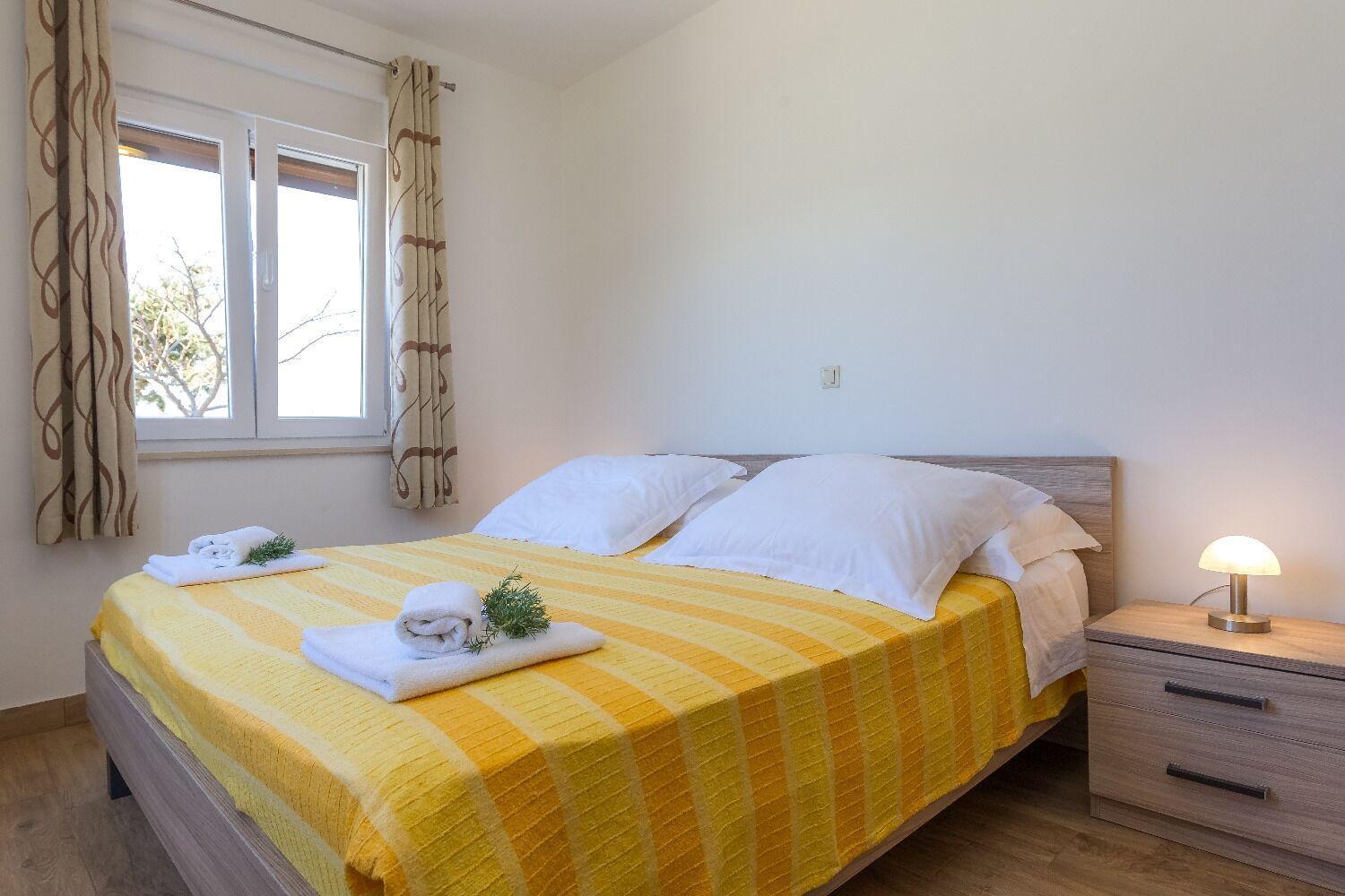 Apartments Zvone1 Veli Rat Exterior photo