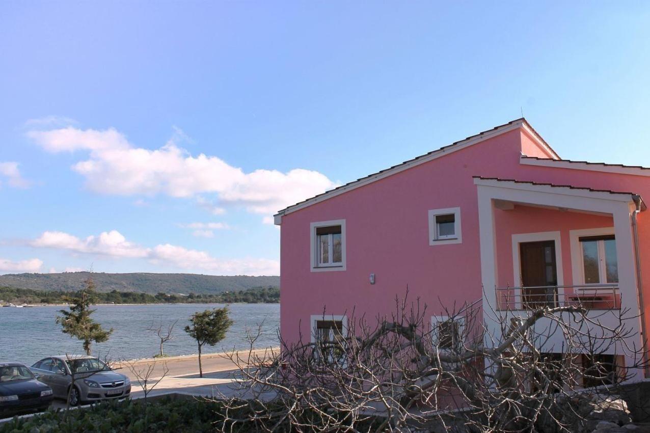 Apartments Zvone1 Veli Rat Exterior photo