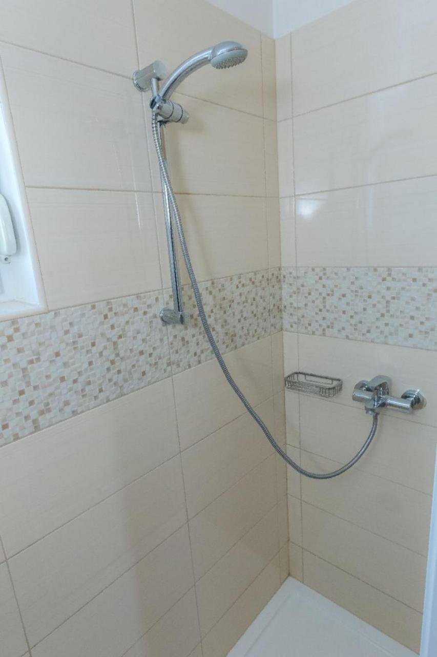 Apartments Zvone1 Veli Rat Exterior photo