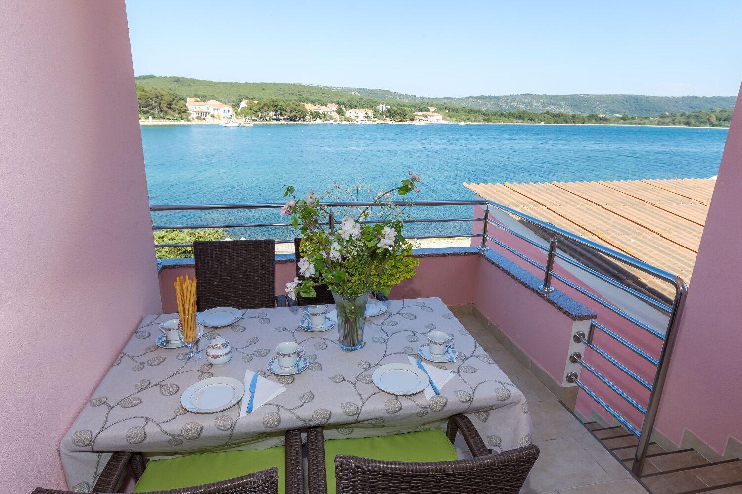 Apartments Zvone1 Veli Rat Exterior photo