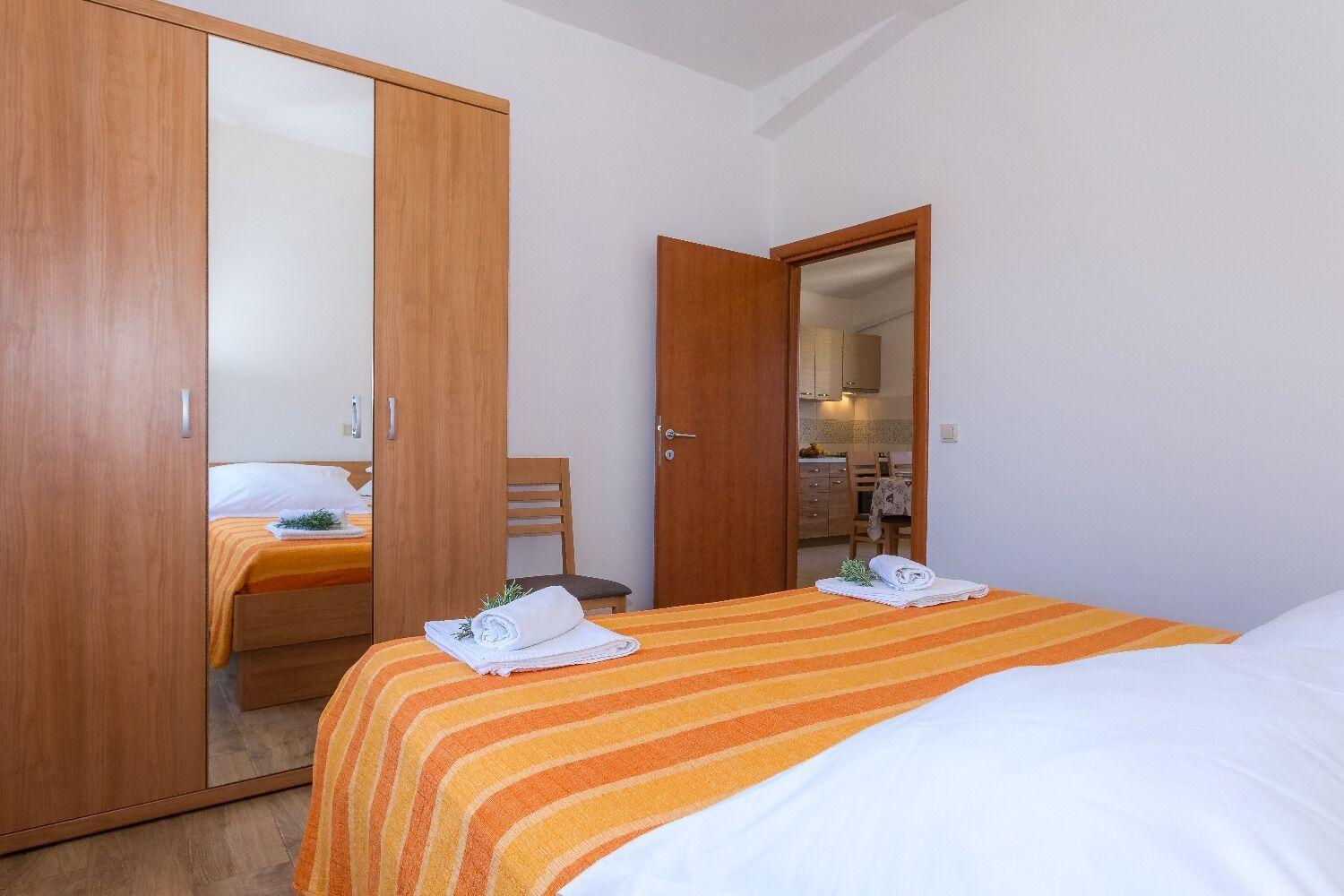 Apartments Zvone1 Veli Rat Exterior photo